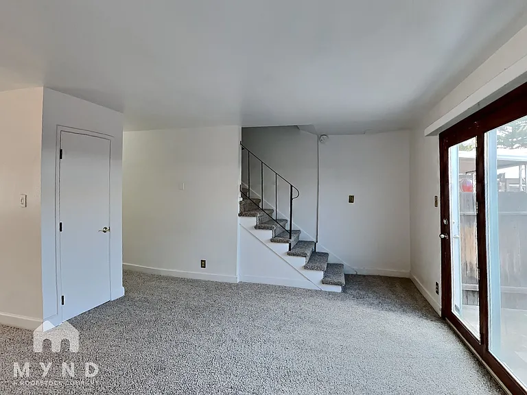 6 Smithridge Park — Photo 7