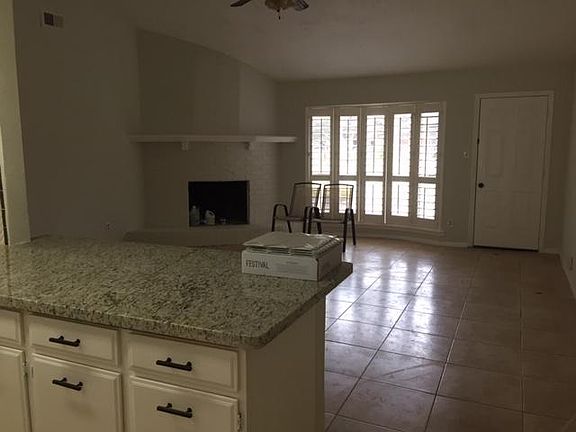 2nd image of 209 Castlelake Dr