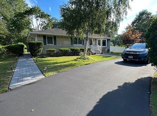 330 Jamaica Ave, Medford, NY 11763