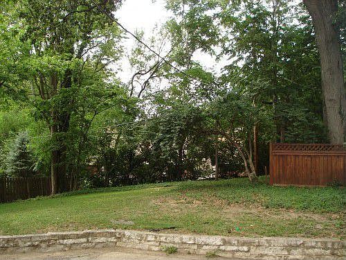 2nd image of 3927 Eileen Dr