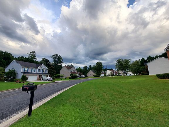 4th image of 1355 Skipping Rock Ln