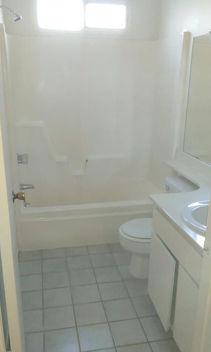 1st image of 8727 W Clarendon Ave
