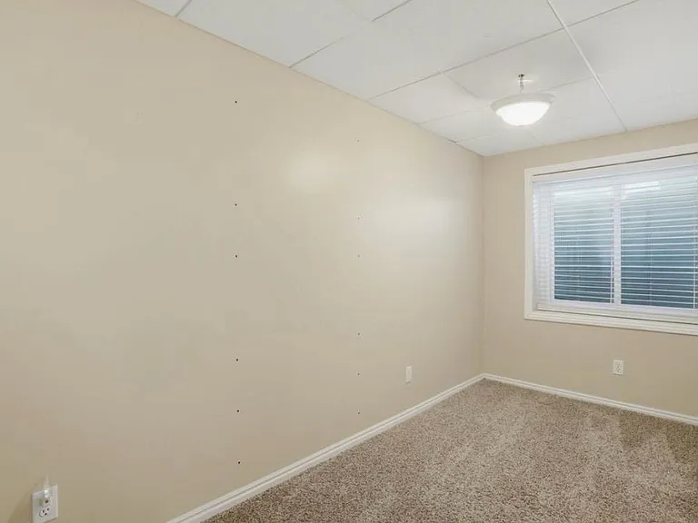 9489 S Kirkside Dr — Photo 14