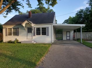 1813 Oklahoma St, Sikeston, MO 63801