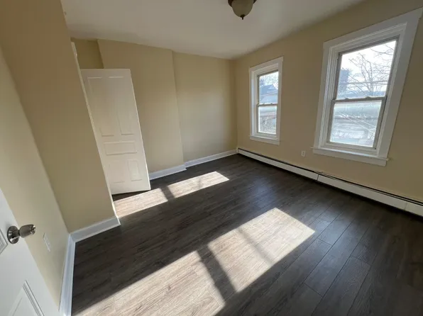 510 W Hanover St, Trenton, NJ 08618