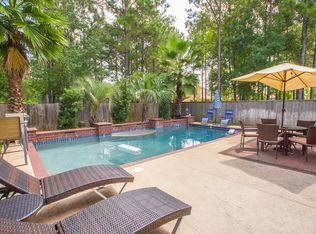 147 W New Harmony Trl, The Woodlands, TX 77389