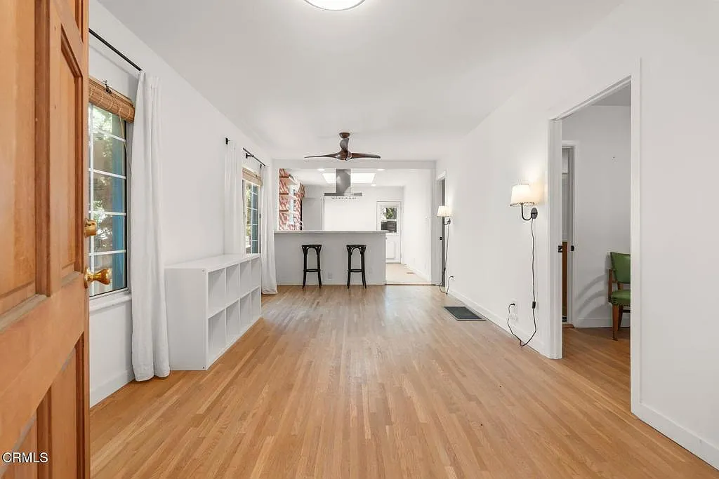 2 bed, 1.0 bath, 671 sqft, $3,500 — Photo 2