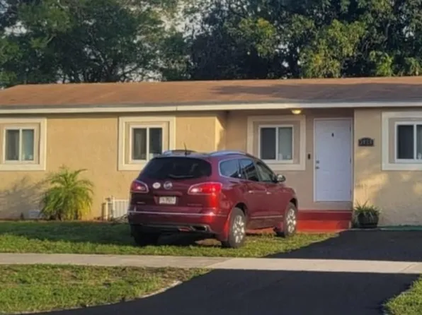 3020 NW 26th St #1, Fort Lauderdale, FL 33311
