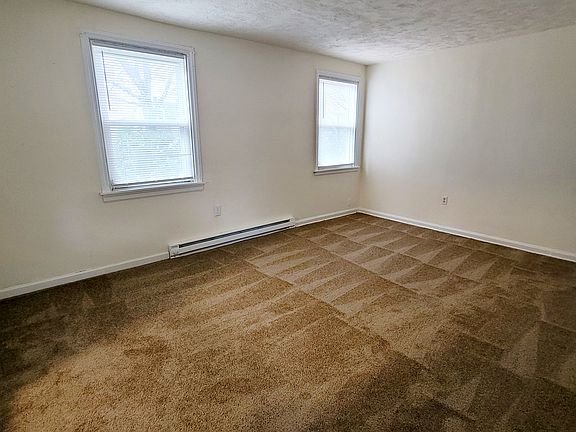 3rd image of 3501 Meadow Bridge Rd