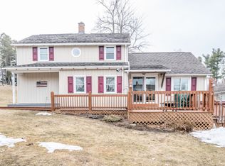 84 Main St, Blandford, MA 01008