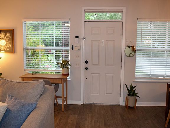 2nd image of 533 NW 50th Blvd