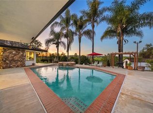 1650 Winterwarm Dr, Fallbrook, CA 92028