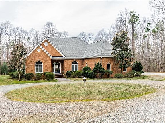 2nd image of 935 River Estates Ct