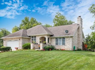 7N006 Maple Ave, Saint Charles, IL 60174