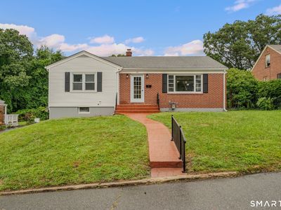 45 Mansfield Road, New London, CT, 06320