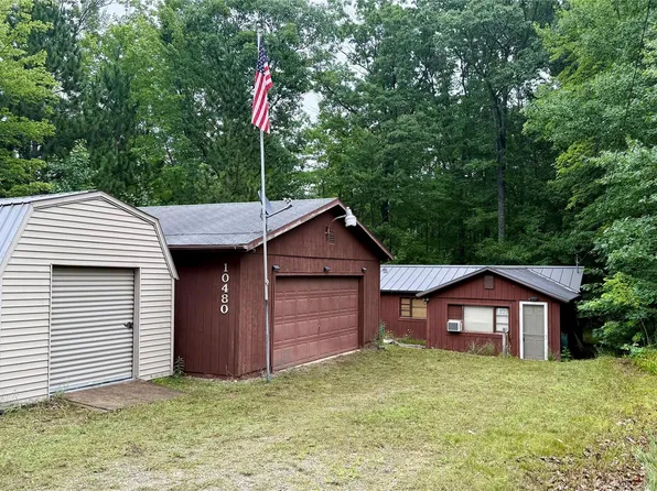 10480 N Athey Ave, Harrison, MI 48625