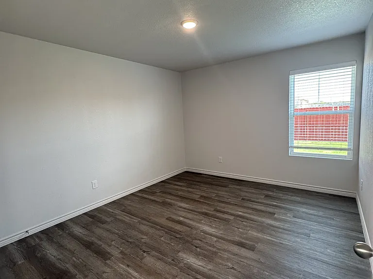 5808 McGregor Loop #A — Photo 10