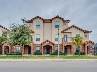 2102 Main St #1, Lubbock, TX 79401