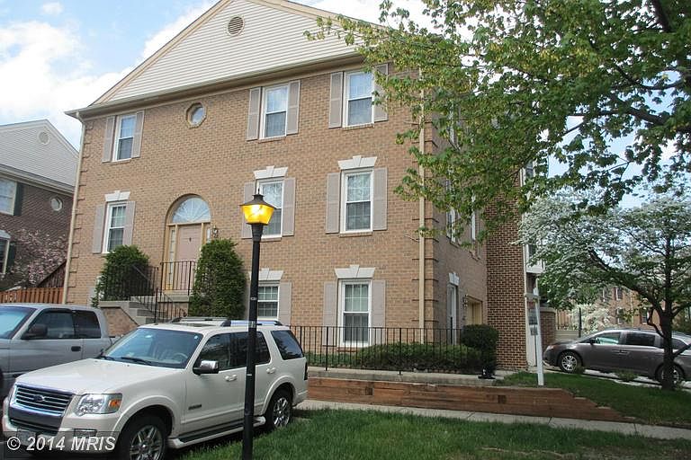 1st image of 5947 Norham Dr
