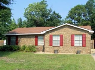 225 Stewart St, Prattville, AL 36067