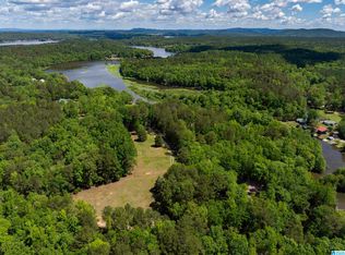 180 Sky Water Ln, Sylacauga, AL 35151