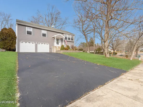 4 Yorkshire Drive, Jackson, NJ 08527