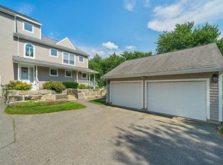 16 Sloop Ln #84, Quincy, MA 02171