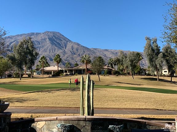3rd image of 61739 Topaz Dr