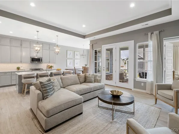 1813 Galley Pl, Chester, VA 23836