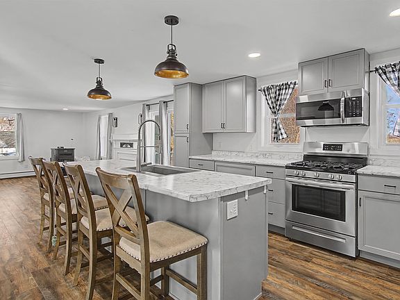 4th image of 115 Nichols Road