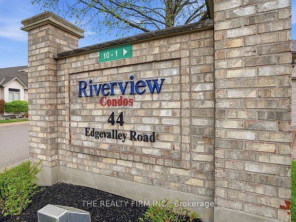 4th image of 44 Edgevalley Rd #10