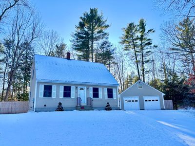 160 Meadow Road, Raymond, ME, 04071