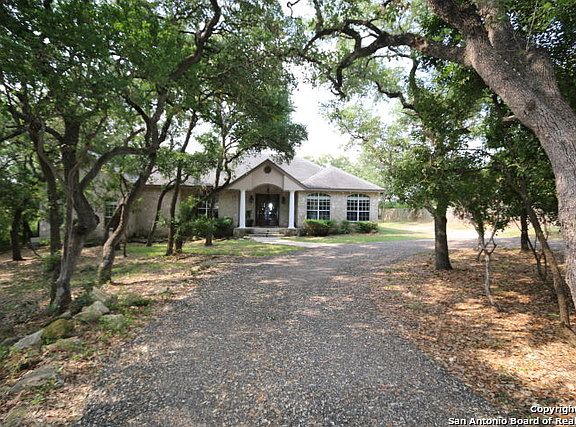 2nd image of 519 County Road 386