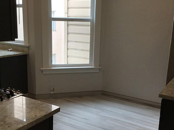 4th image of 309 Judah St #313
