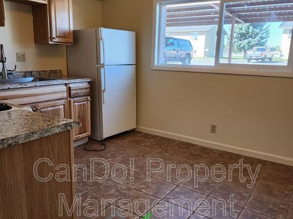 2nd image of 230 Carol Dr #4