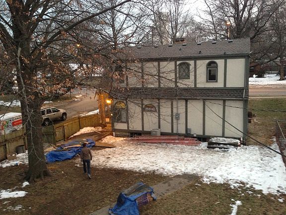 5th image of 444 E 75th St
