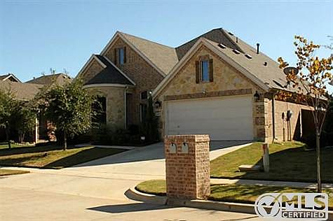 1st image of 2406 Honey Dr