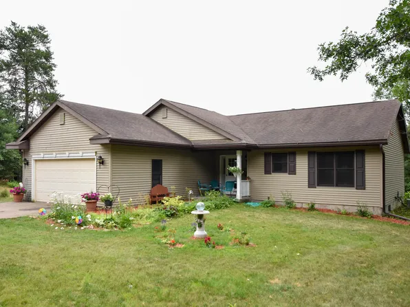 W12113 Cumberland Ave, Coloma, WI 54930