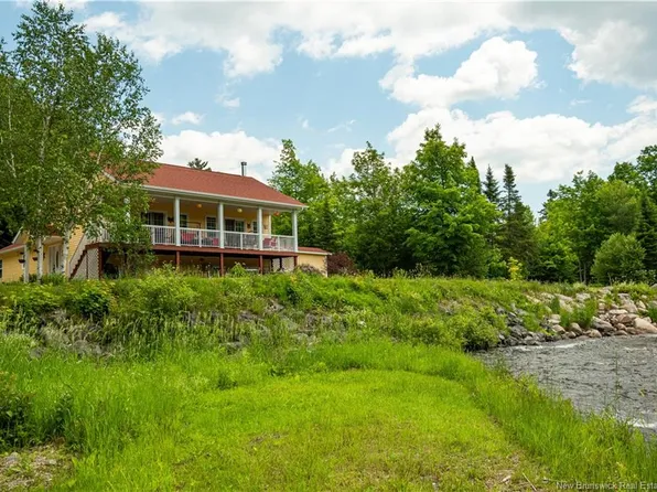 59 Elliott Ln, Bathurst, NB E2A 7S9