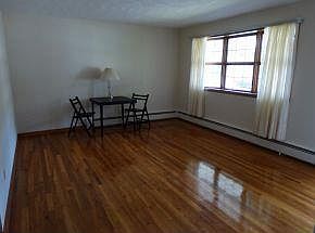 3rd image of 2738 Magnolia St