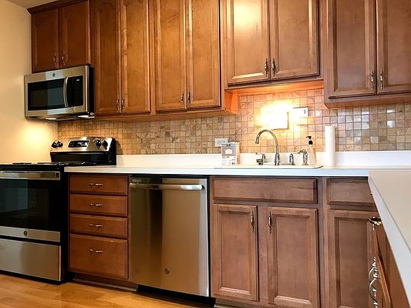 5th image of 4250 N Marine Dr APT 2211