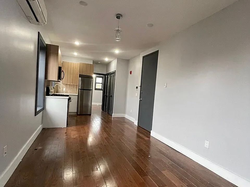 1st image of 62 Vroom St #4K