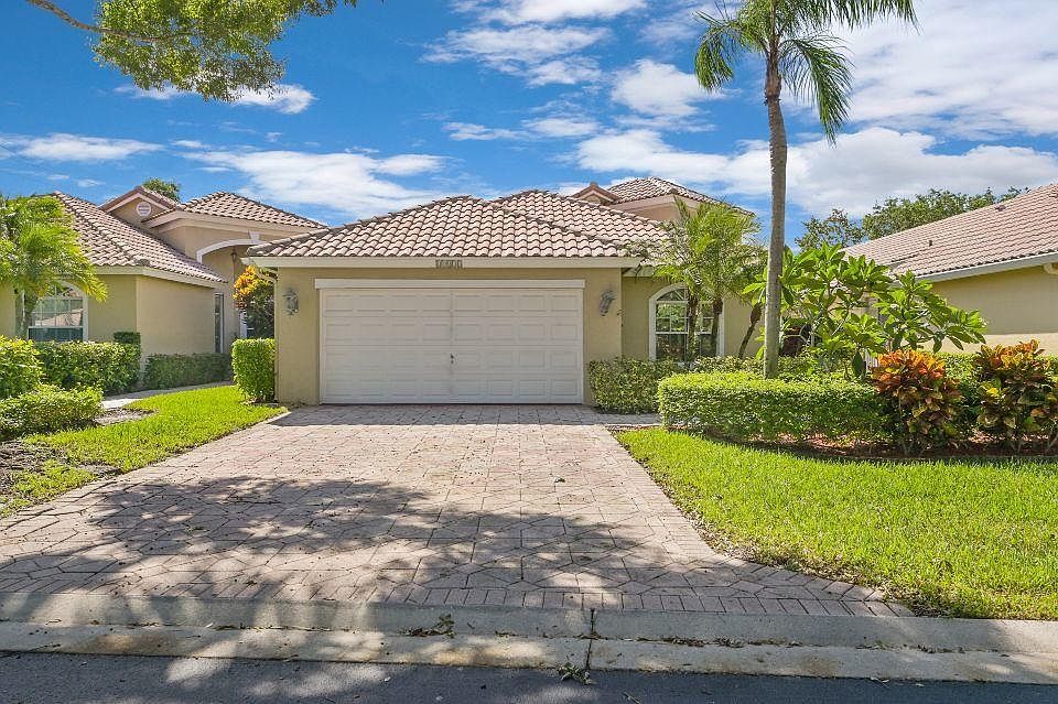 1st image of 11077 Indian Lake Cir
