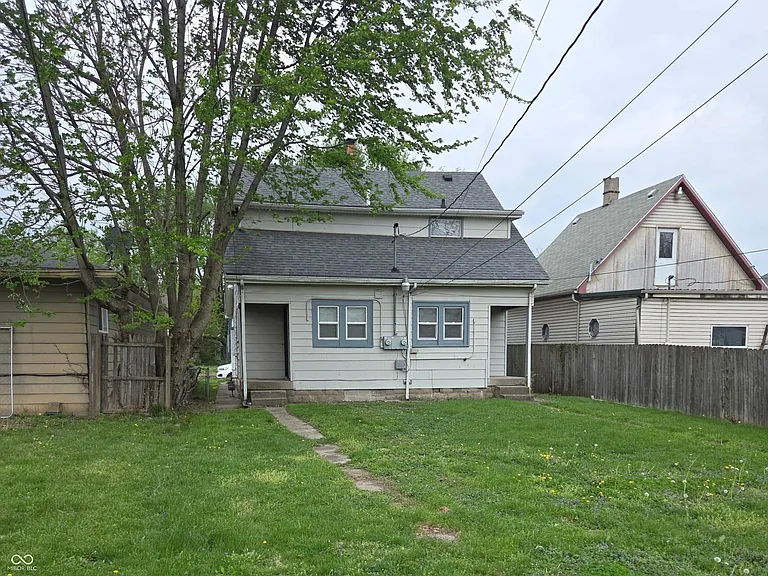 1339 Lee St — Photo 18