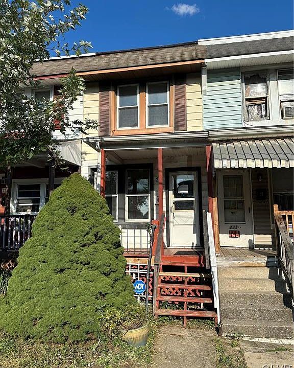 1st image of 225 Clearfield St
