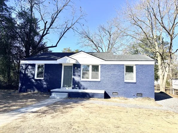 1212 Summerland Dr, Cayce, SC 29033