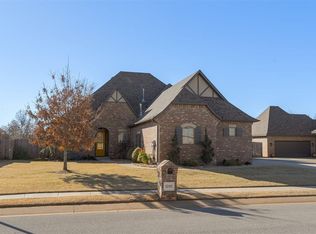 1200 Brayhill Rd, Edmond, OK 73003