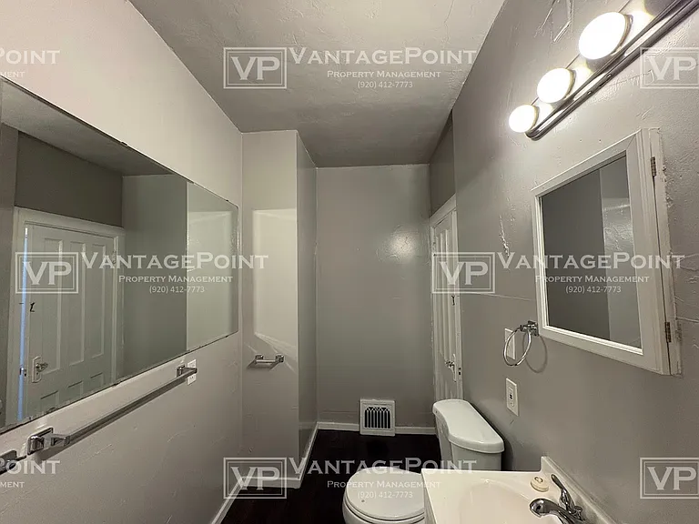334 S Quincy St — Photo 19