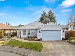 1910 NE 158th Ct, Portland, OR 97230