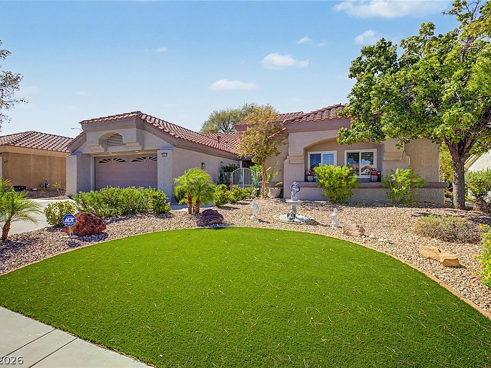 1st image of 2423 Denham Dr